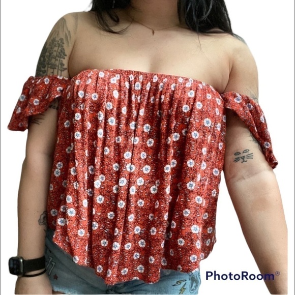 Elodie Off The Shoulder Floral Red Top | L - Picture 5 of 6